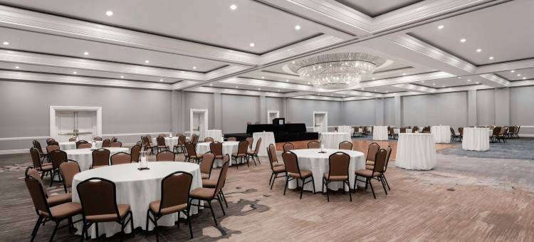 纽波特海滩万丽酒店(Renaissance Newport Beach Hotel)图片