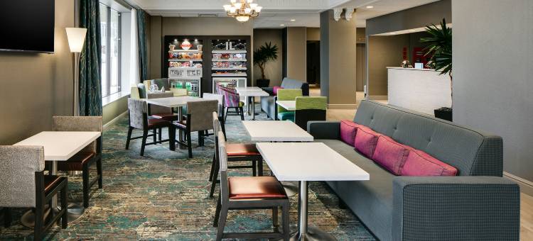 希尔顿欢朋酒店-弗里波特(Hampton Inn Freeport)图片