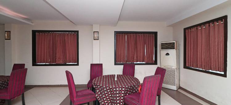 OYO 4754 中央点酒店(Spot on Hotel Center Point)图片