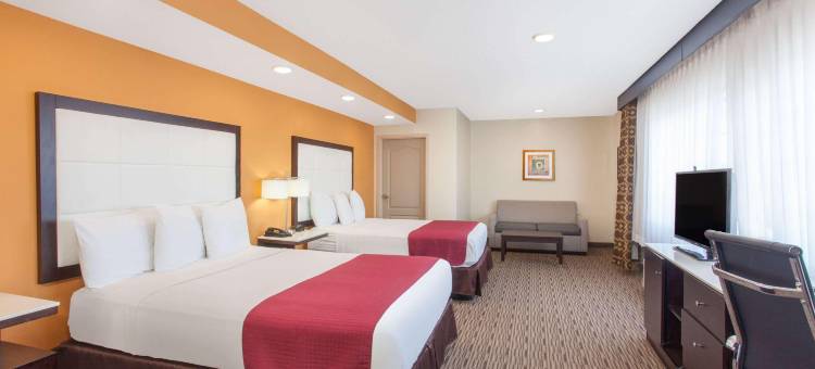 卡尔弗城华美达酒店(Ramada by Wyndham Culver City)图片