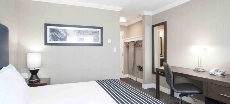 桑德曼蓝河旅馆(Sandman Inn Blue River)图片