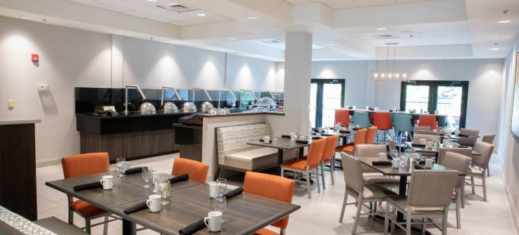 罗利卡瑞I-40沃尔纳特街假日套房酒店(Holiday Inn & Suites RALEIGH-CARY (I-40 @WALNUT ST) by IHG)图片