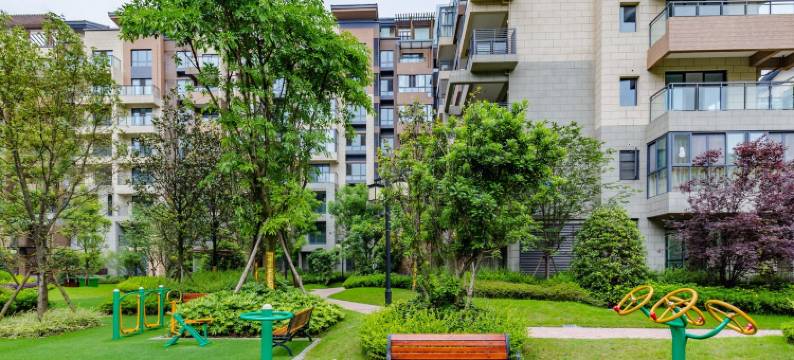 都江堰公寓青城山下熊猫谷三居室山景房民宿(水泽路1号分店)图片