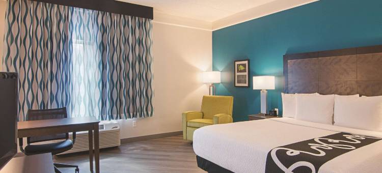 奥兰多UCF拉昆塔温德姆套房酒店(La Quinta Inn & Suites by Wyndham Orlando UCF)图片