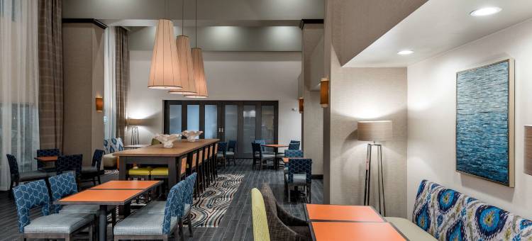 西墨尔本棕榈湾路欢朋套房酒店(Hampton Inn & Suites West Melbourne-Palm Bay Road)图片