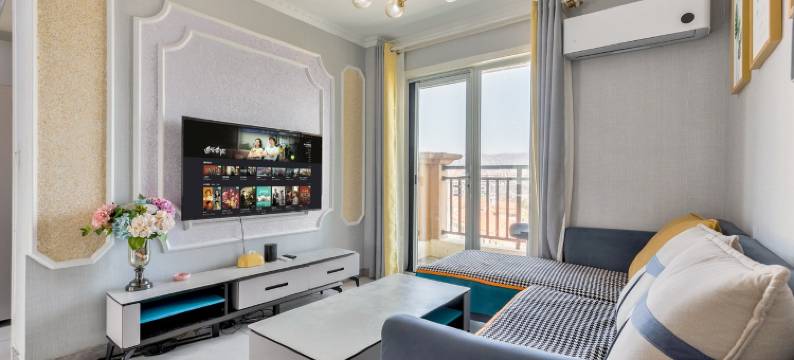 艺轩·极简美学|全景沙滩|自助旅居美宿(半月湾沙滩店)图片