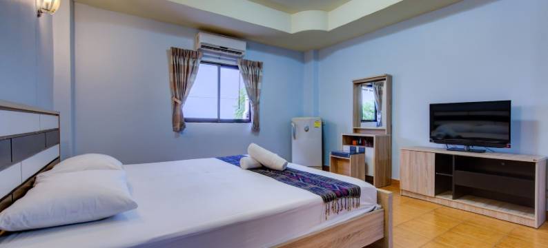 流浪者体育酒吧酒店(I Rovers)图片