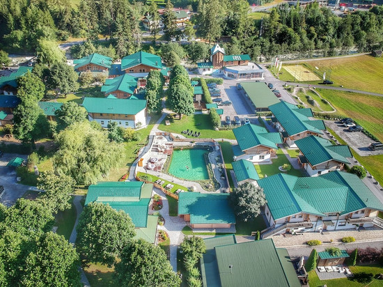 自由自然度假村