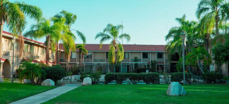 Motel 6 Anaheim Hills, CA图片