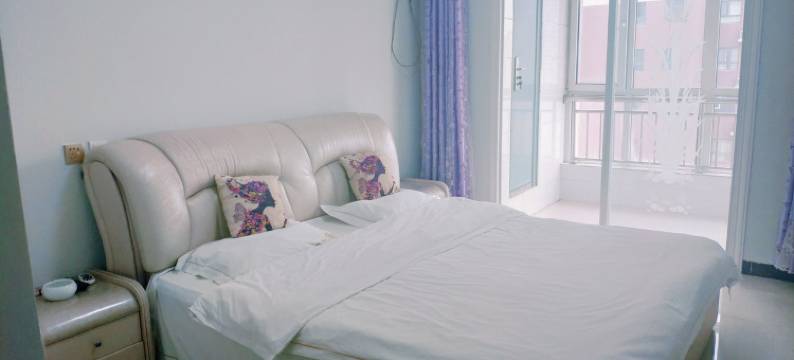 任丘市梦雅影院民宿(会战北道2号分店)图片