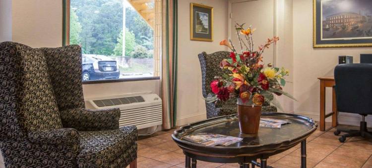 福特摩尔伊克诺旅馆及套房(Econo Lodge Inn & Suites Columbus Near Fort Benning)图片