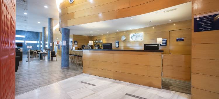 Holiday Inn Express 巴塞罗那 莫林斯de丽(Holiday Inn Express Barcelona - Molins de Rei)图片