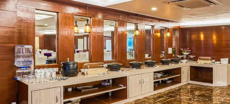 Treebo 大遗产精英带屋顶咖啡馆(Treebo Grand Legacy Elite with Roof Top Cafe)图片