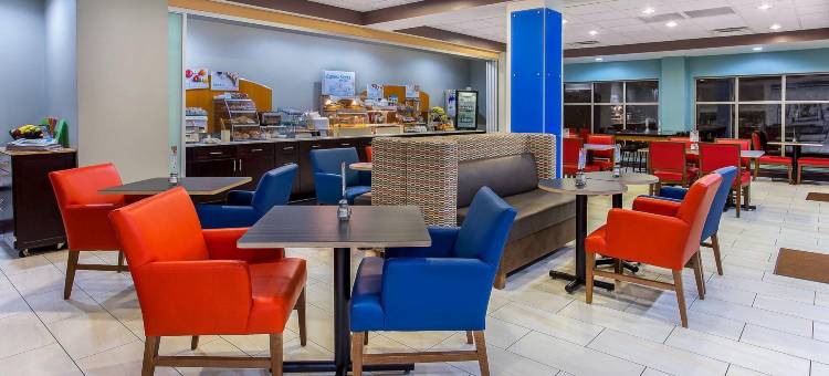 智选假日套房酒店莫里斯敦(Holiday Inn Express & Suites Morristown)图片