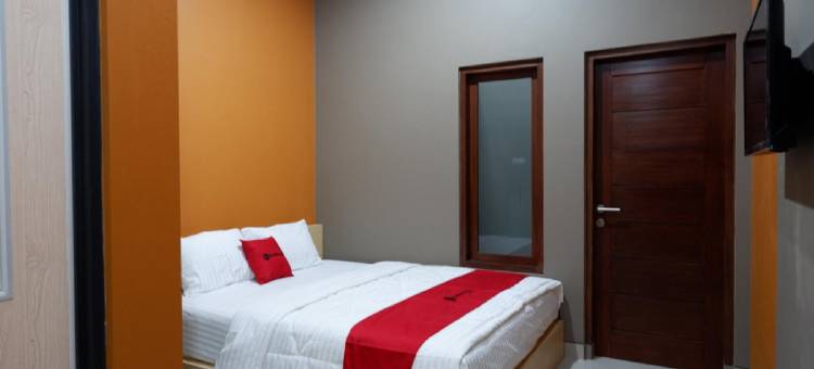 红多兹伊斯兰酒店-近特加尔站(RedDoorz Syariah Near Stasiun Tegal)图片