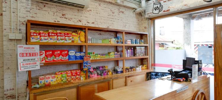 红多兹回教2号酒店近戈伦塔洛内格里大学(RedDoorz Syariah Near Universitas Negeri Gorontalo 2)图片