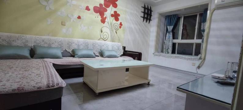 岚山多岛海民宿(砚台山一路分店)图片