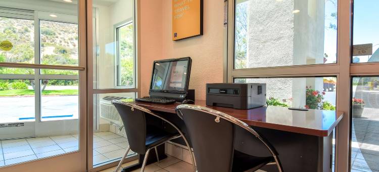 圣迭戈酒店圈6号汽车旅馆(Motel 6 San Diego, CA - Hotel Circle - Mission Valley)图片