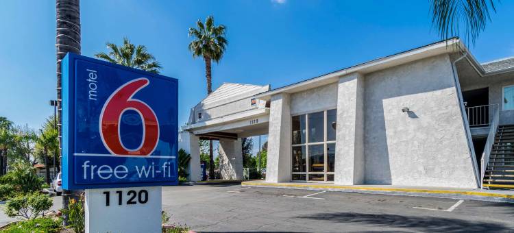 雷德兰兹6号汽车旅馆(Motel 6 Redlands, CA)图片