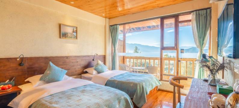 泸沽湖九七之约湖景度假民宿(普洛花海码头店)图片