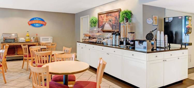 默夫里斯伯勒温德姆呗盟套房酒店(Baymont by Wyndham Murfreesboro)图片