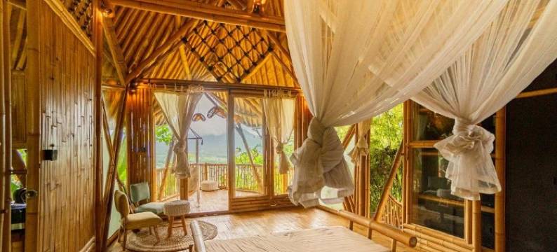 Bird Hills Bamboo House图片