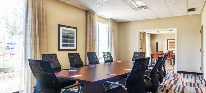 圣迭戈北/圣马可斯万枫酒店及套房(Fairfield Inn & Suites San Diego North/San Marcos)图片