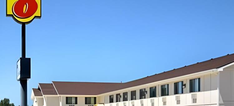 斯托姆莱克速8酒店(Super 8 by Wyndham Storm Lake)图片