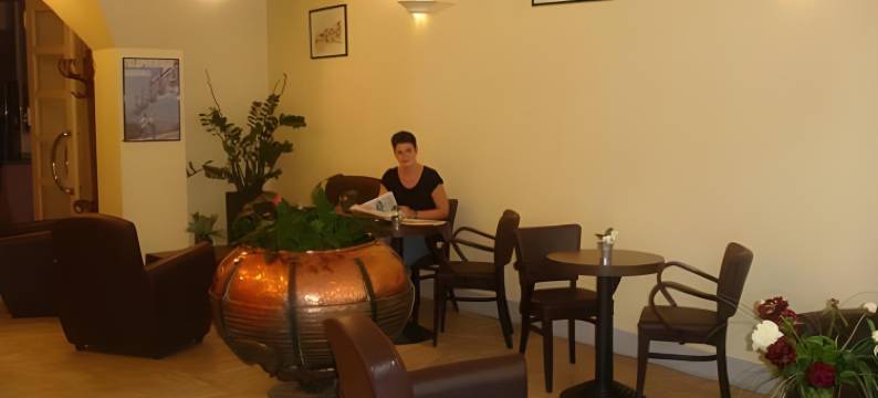 钟楼格勒诺布尔中心火车站酒店(Campanile Grenoble Centre Gare)图片