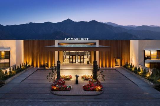马苏里核桃树丛JW万豪度假酒店及水疗中心(JW Marriott Mussoorie Walnut Grove Resort & Spa)