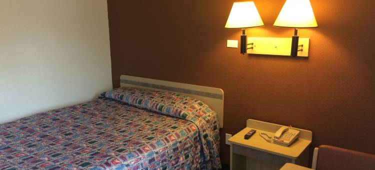 Travelodge by Wyndham Raton图片