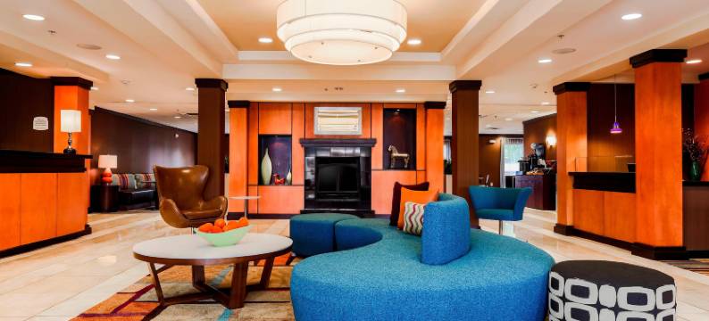 斯克兰顿威尔克斯-巴里万枫酒店(Fairfield Inn & Suites Wilkes-Barre Scranton)图片