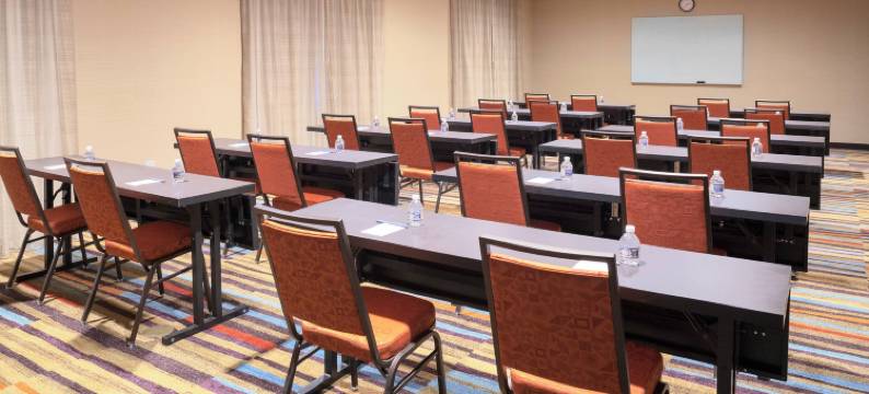 万枫酒店及套房奥古斯塔华盛顿路/I-20(Fairfield Inn & Suites Augusta Washington Rd./I-20)图片