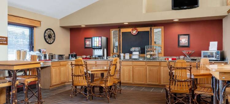 帕克拉皮兹美吟温德姆酒店(AmericInn by Wyndham Park Rapids)图片