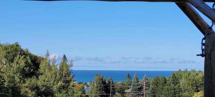 Amazing Lake Superior View from Ridge Road w/2 Car Heated Garage, Pet Friendly图片