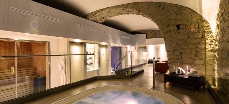 那不勒斯帕拉索卡拉乔洛酒店(Palazzo Caracciolo Naples)图片