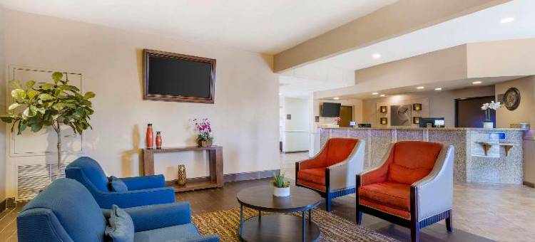 凤凰城西第 27 大道和 I-I0 交接口凯富酒店(Comfort Inn West Phoenix at 27th Ave and I-I0)图片