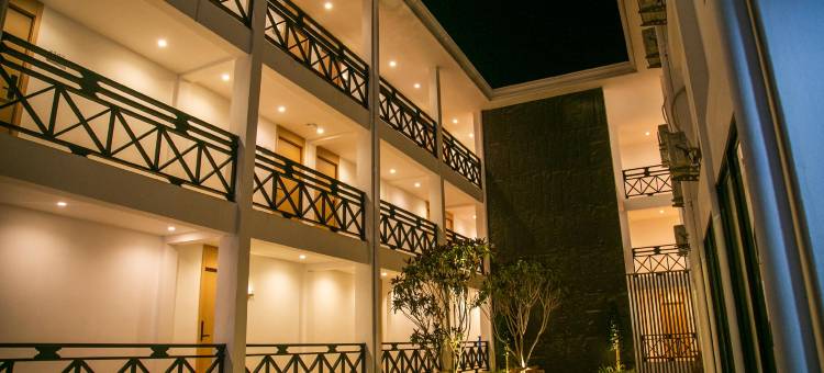 宝石酒店(RUBY HOTEL)图片