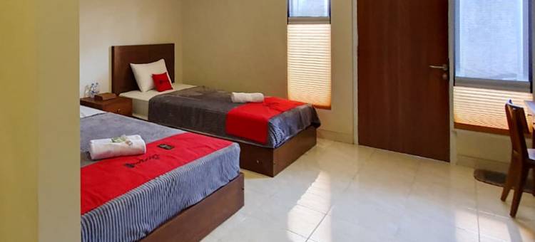 RedDoorz Syariah Near Transmart Pabelan Solo图片