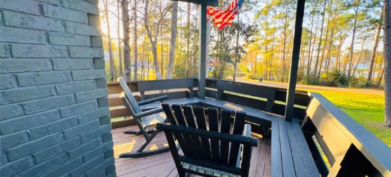 2 Homes! 6 BR 5BA! Swimming pool! Private Hot Tub! Pool Table! Basketball Hoop!图片