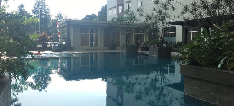 靠近Unpad Jatinangor的Pinewood公寓的舒适工作室(Cozy Studio at Pinewood Apartment Near Unpad Jatinangor)图片