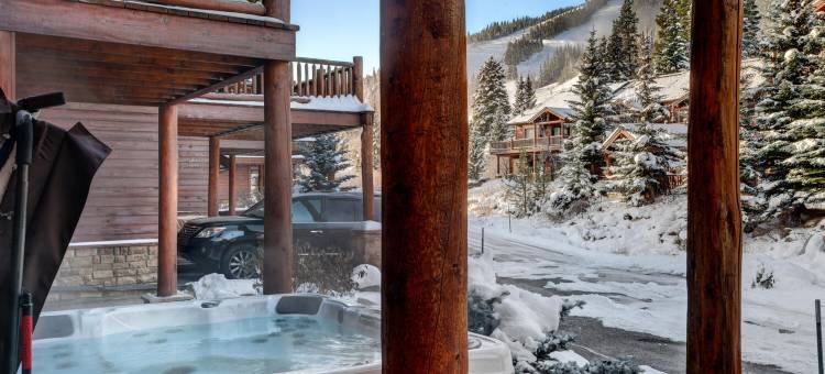 Breathtaking Mountain Views and Private Hot Tub - Luxurious Chalet Retreat图片