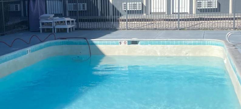 克拉丽奥波恩特酒店-里奇克雷斯特-近中国湖海军基地(Clarion Pointe Ridgecrest Near China Lake Naval Station)图片