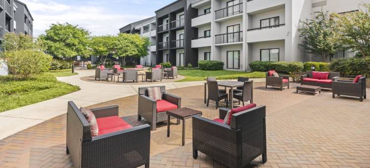 达拉斯爱田机场温德姆速 8 酒店(Super 8 by Wyndham Dallas Love Field Airport)图片