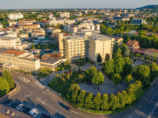 莎沃雅温泉水疗酒店