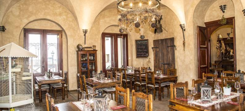 兹比罗赫城堡酒店(Chateau Zbiroh)图片