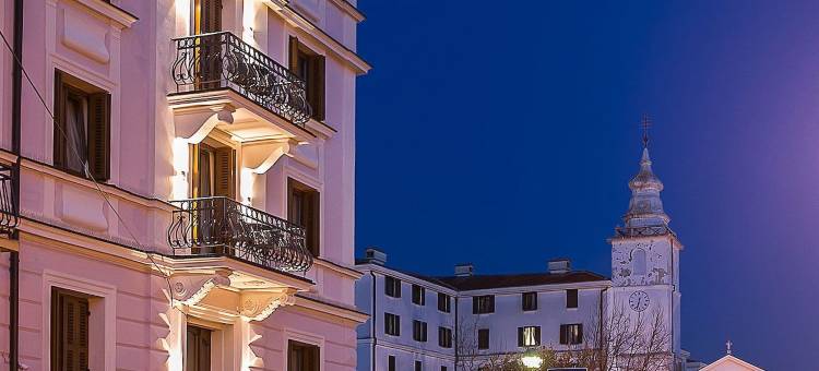 卡斯特罗别墅公寓酒店(Apartments Villa Castello)图片