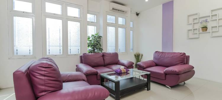 红门Plus酒店-近斯塔逊贝卡斯(RedDoorz Plus Near Stasiun Bekasi)图片