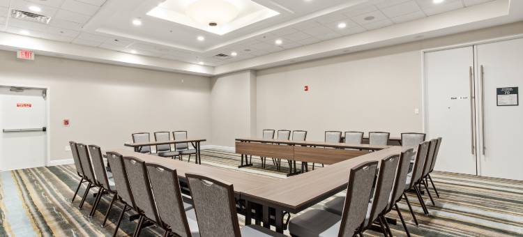 Holiday Inn 巴吞鲁日学院驱动器I - 10(Holiday Inn Baton Rouge College Drive I-10)图片