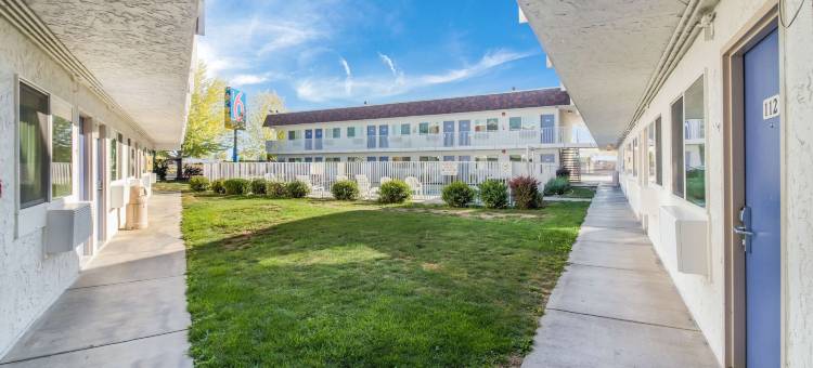 摩塞斯莱克6号汽车旅馆(Motel 6 Moses Lake, WA)图片